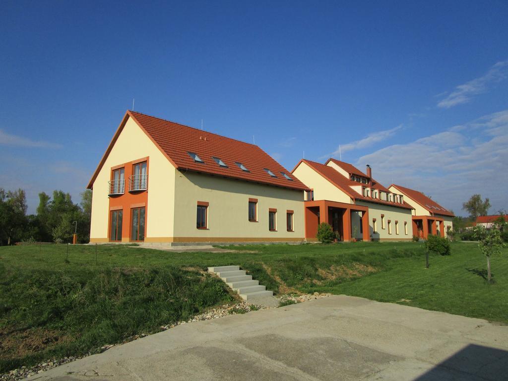 Penzion Alma Znojmo Esterno foto
